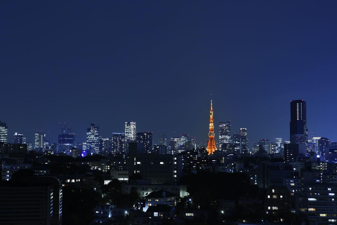 Tower Side Deluxe King Room Upper Floor (Non-Smoking)+ Sauna Access