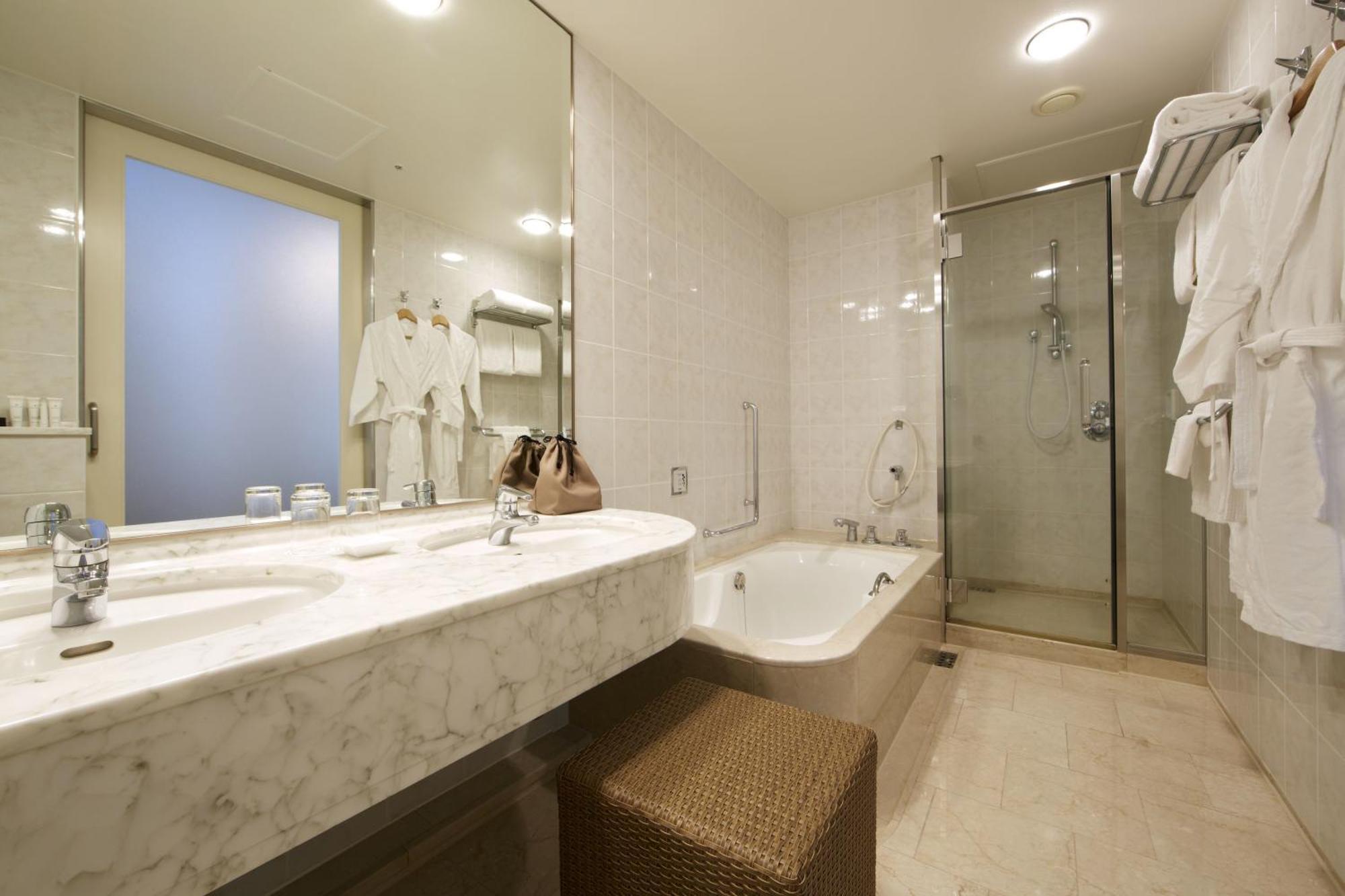 Tower Side Deluxe Twin Room Extra Bed Non-Smoking Tokyo Tower View Sauna Access